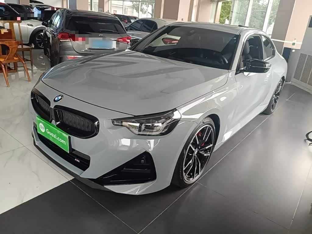 BMW M240i