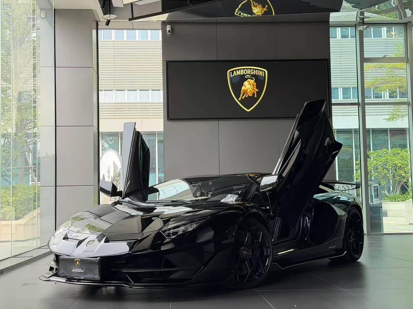 Lamborghini Aventador
