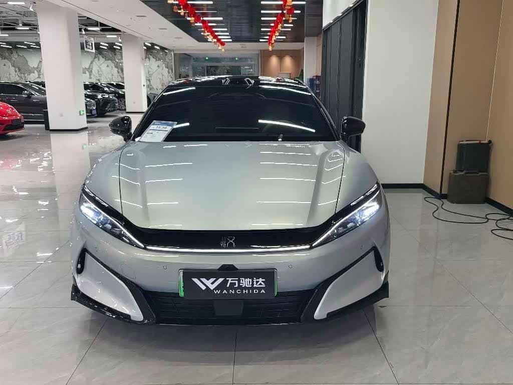 BYD Han L