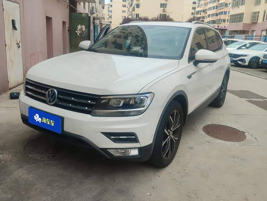 Volkswagen Tiguan L