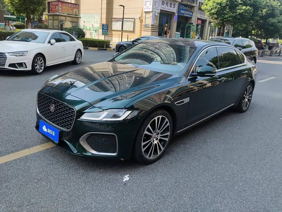 Jaguar XFL