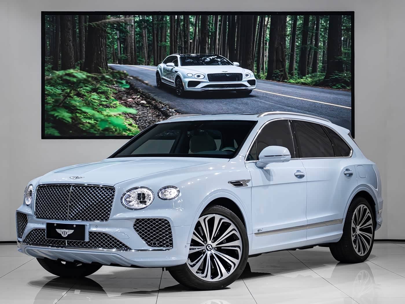 Bentley Bentayga Hybrid