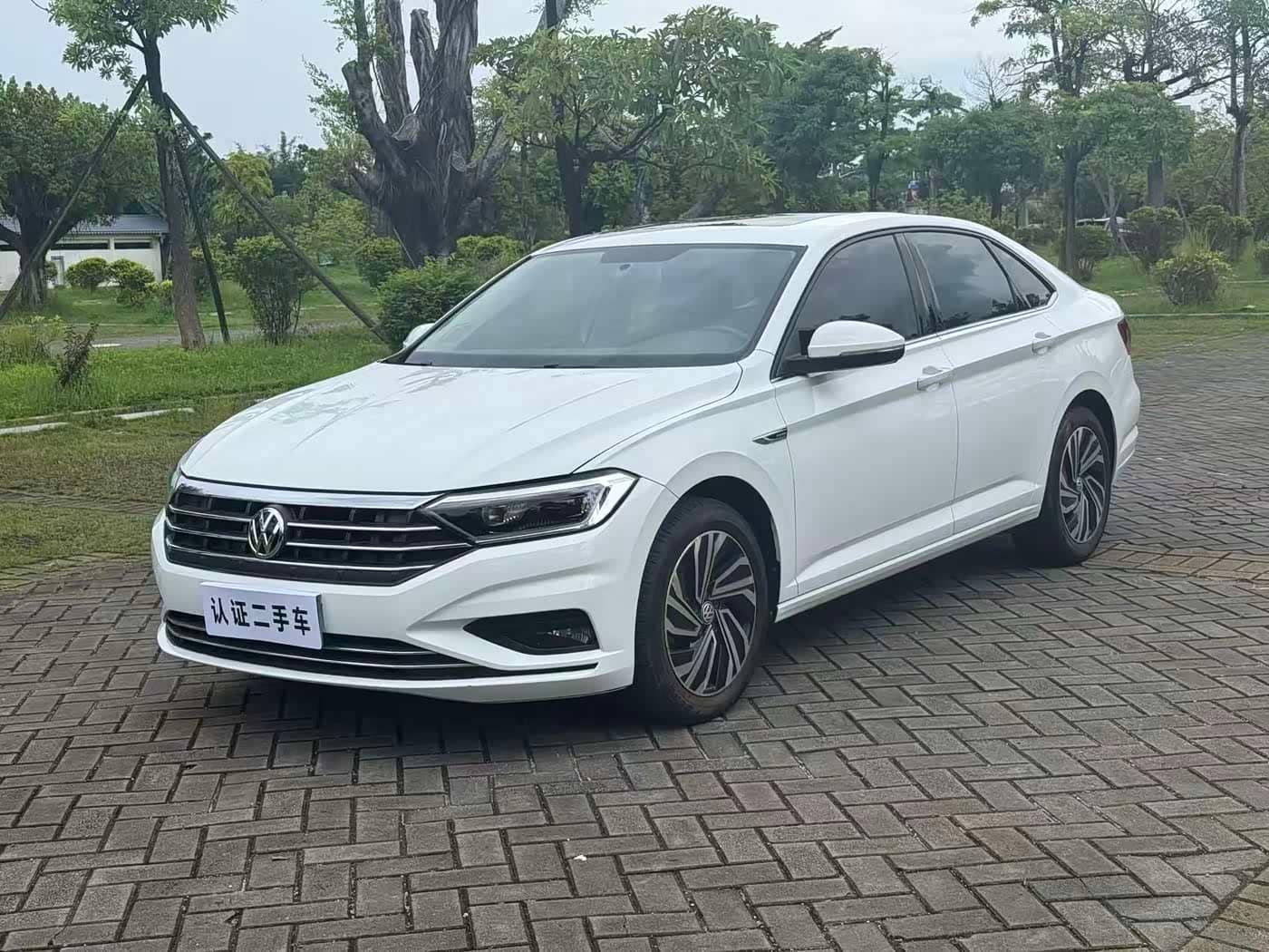 Volkswagen Sagitar
