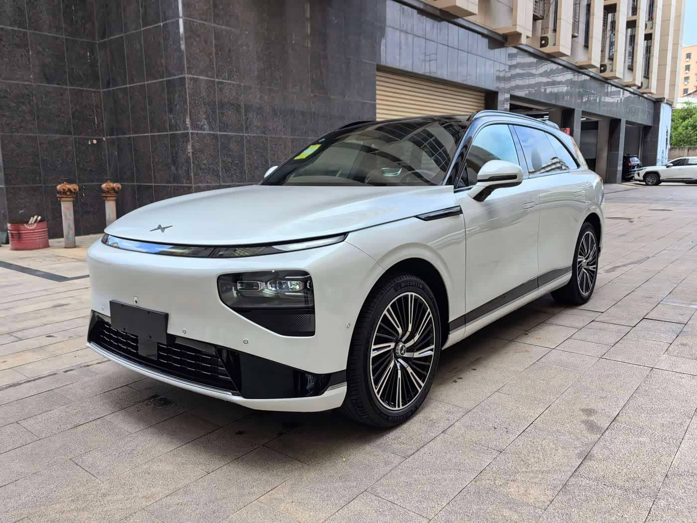 XPeng G9