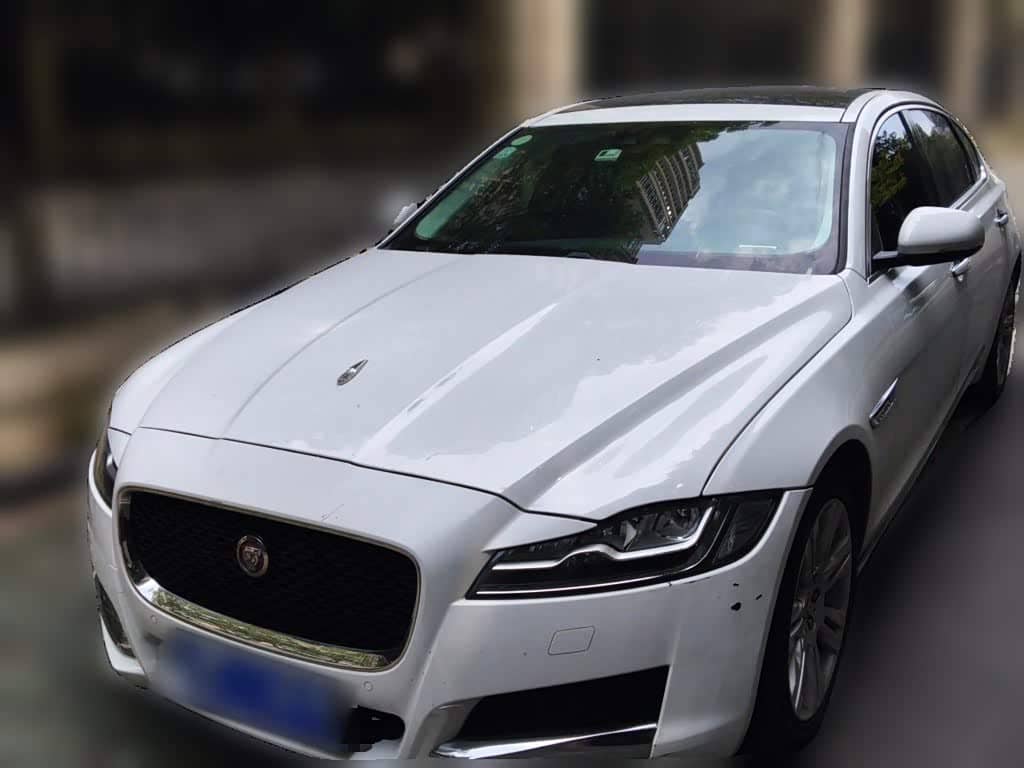 Jaguar XFL