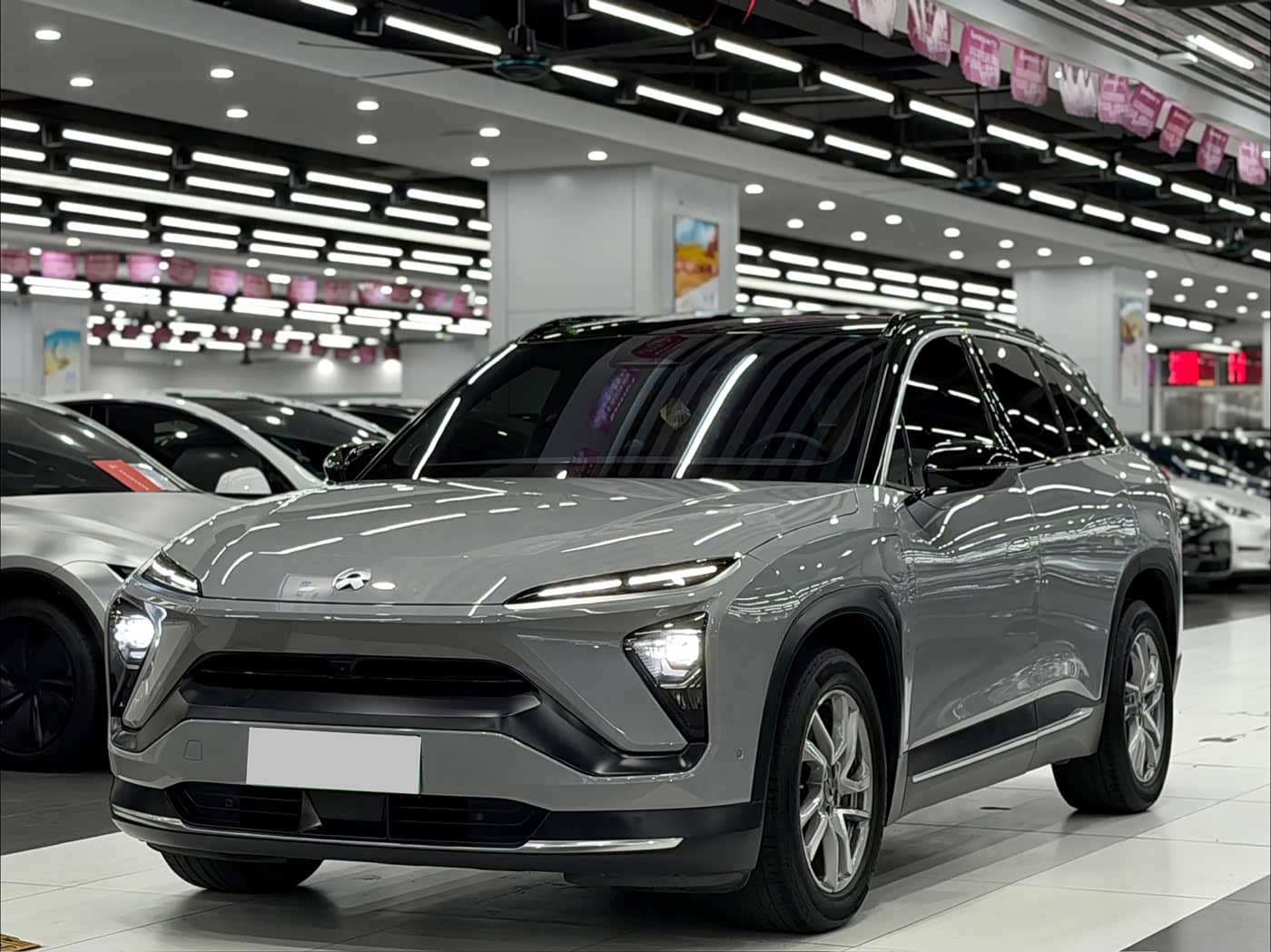 NIO ES6