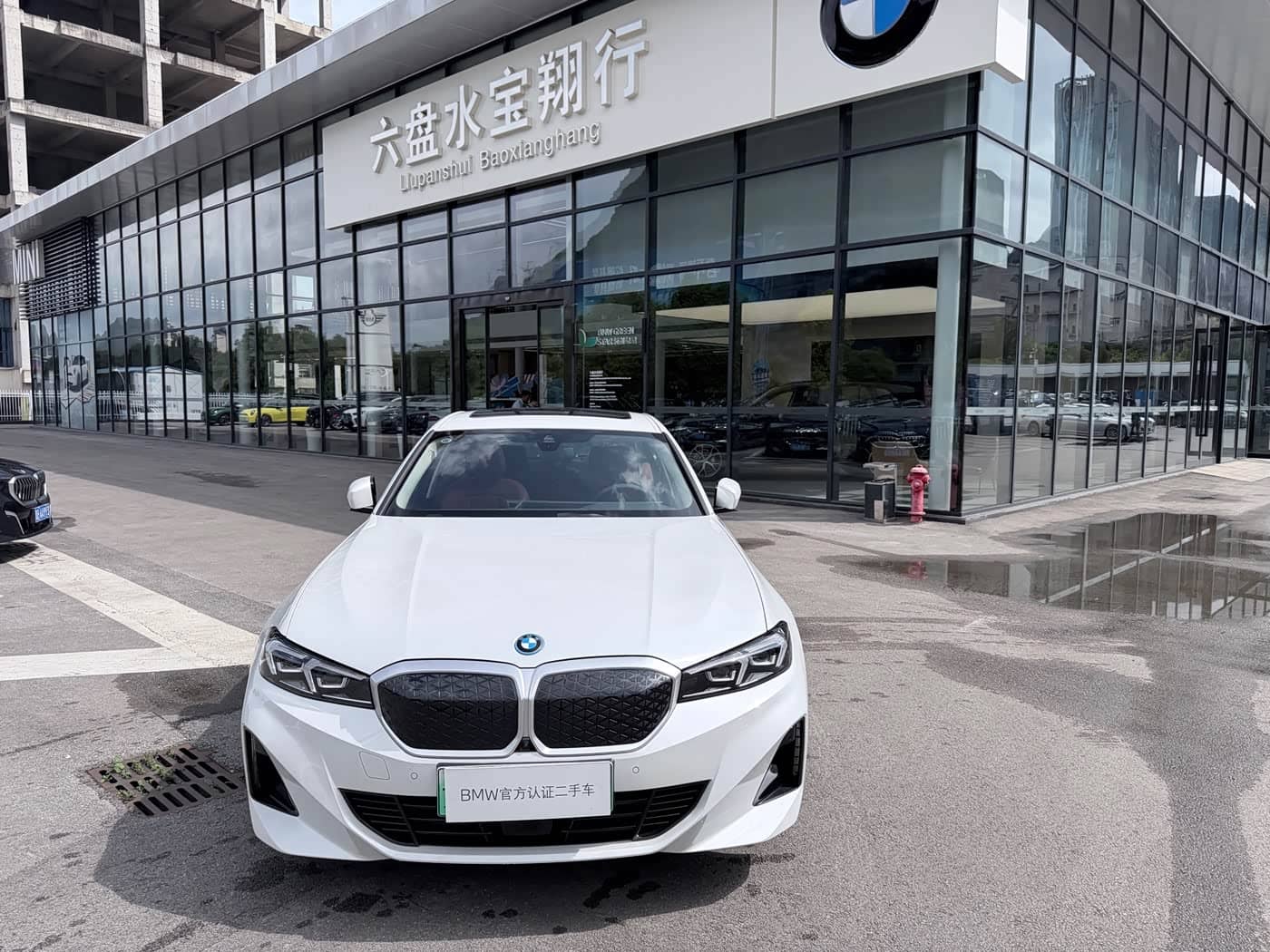 BMW i3