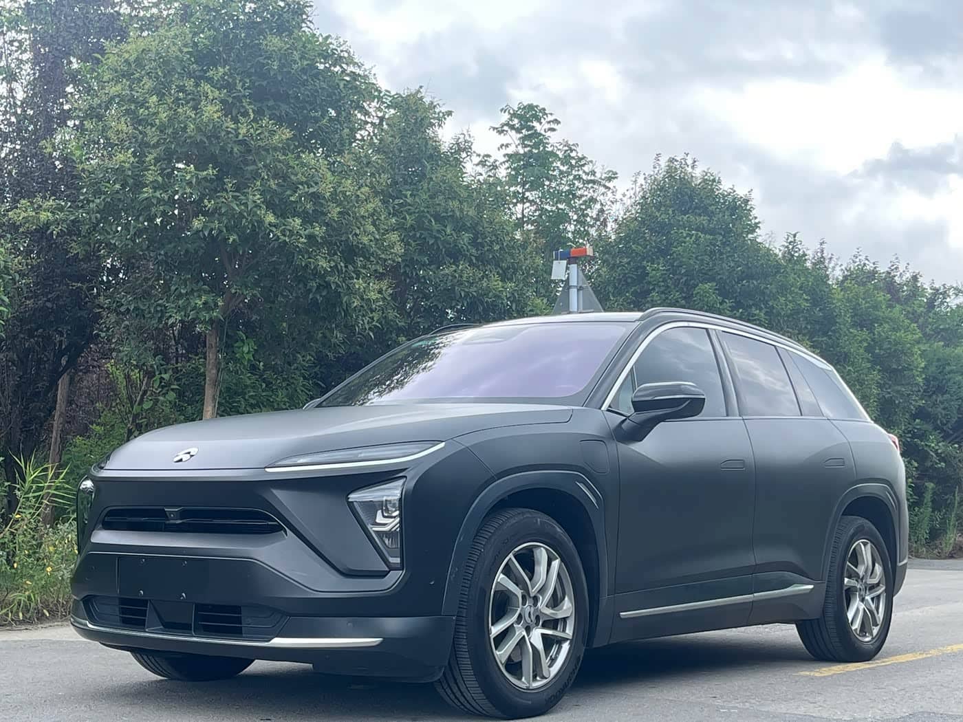 NIO ES6