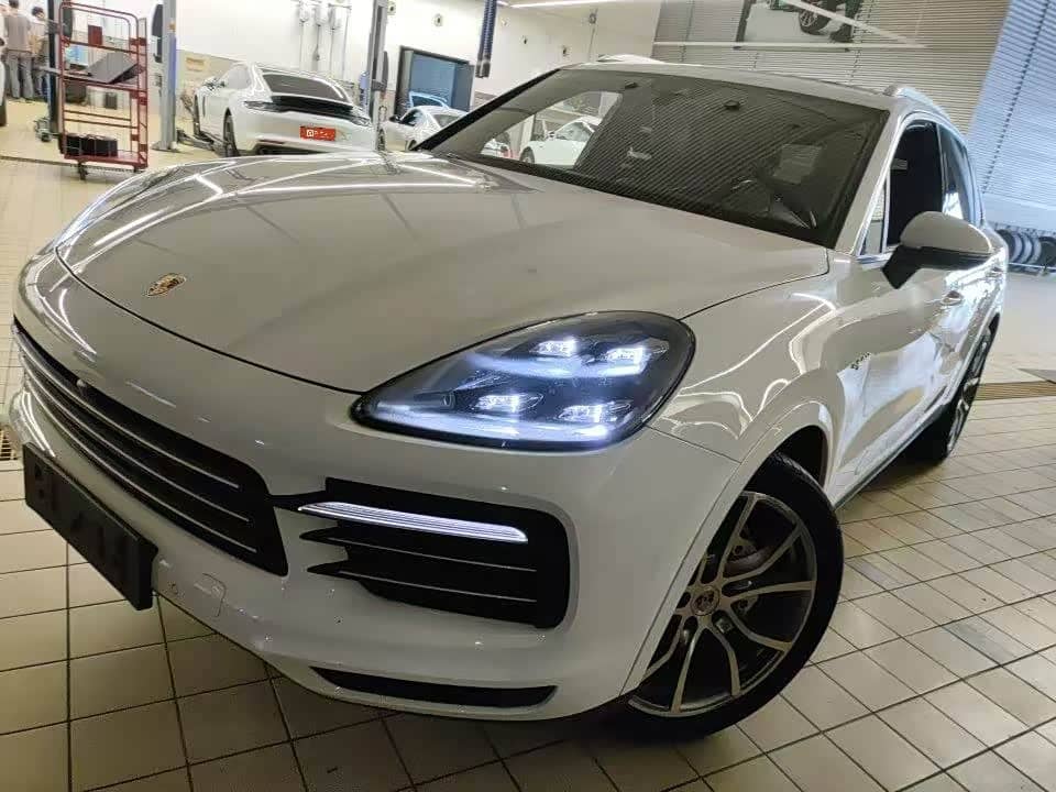 Porsche Cayenne New Energy