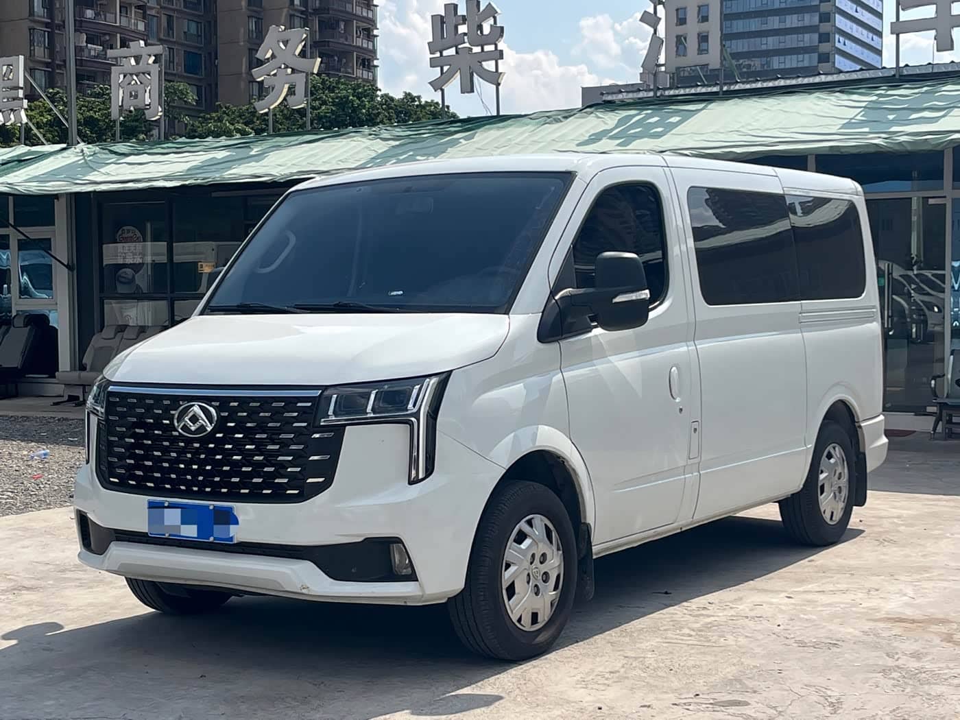 SAIC Maxus Xintu V80