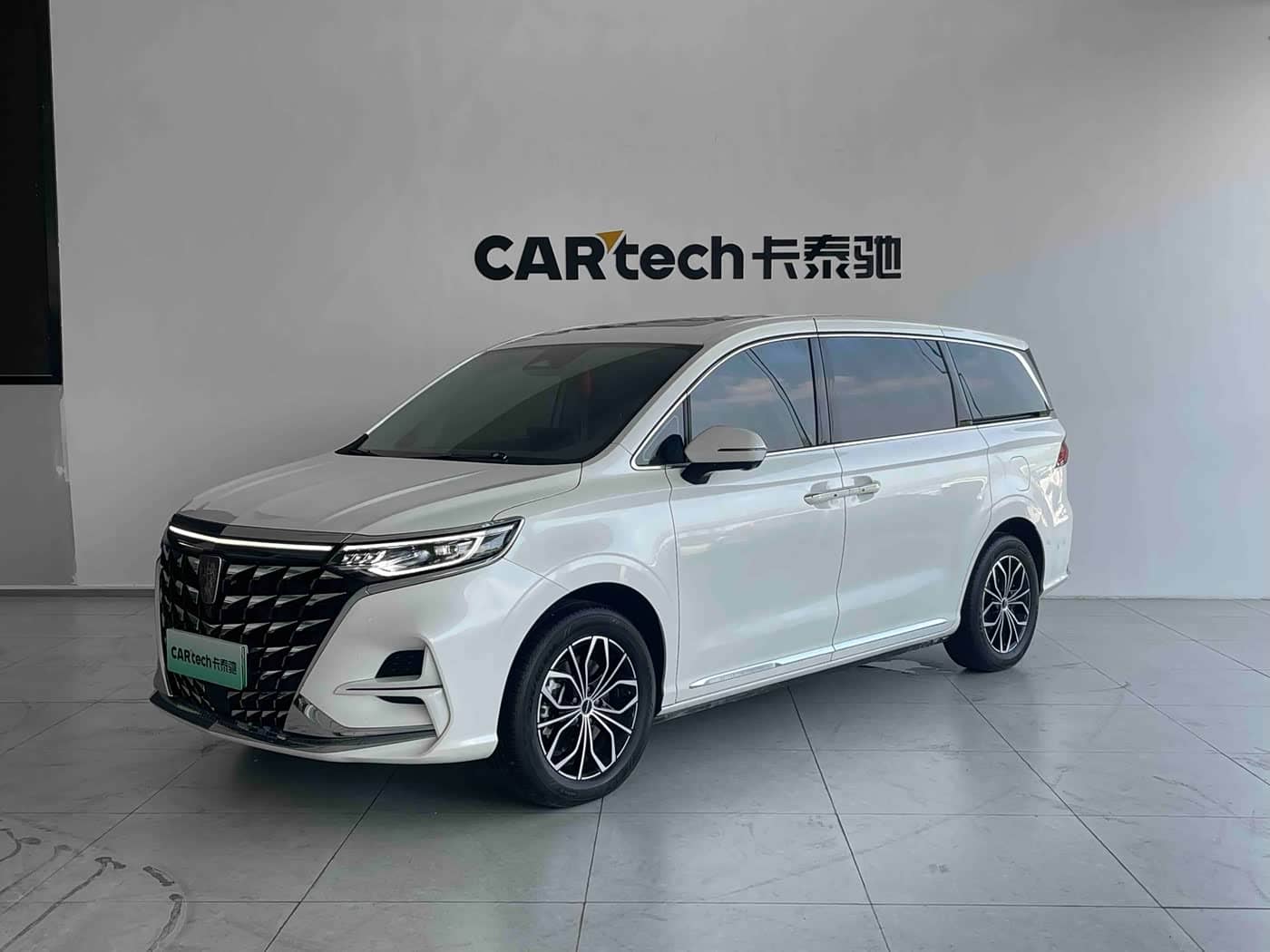 Roewe iMAX8 EV
