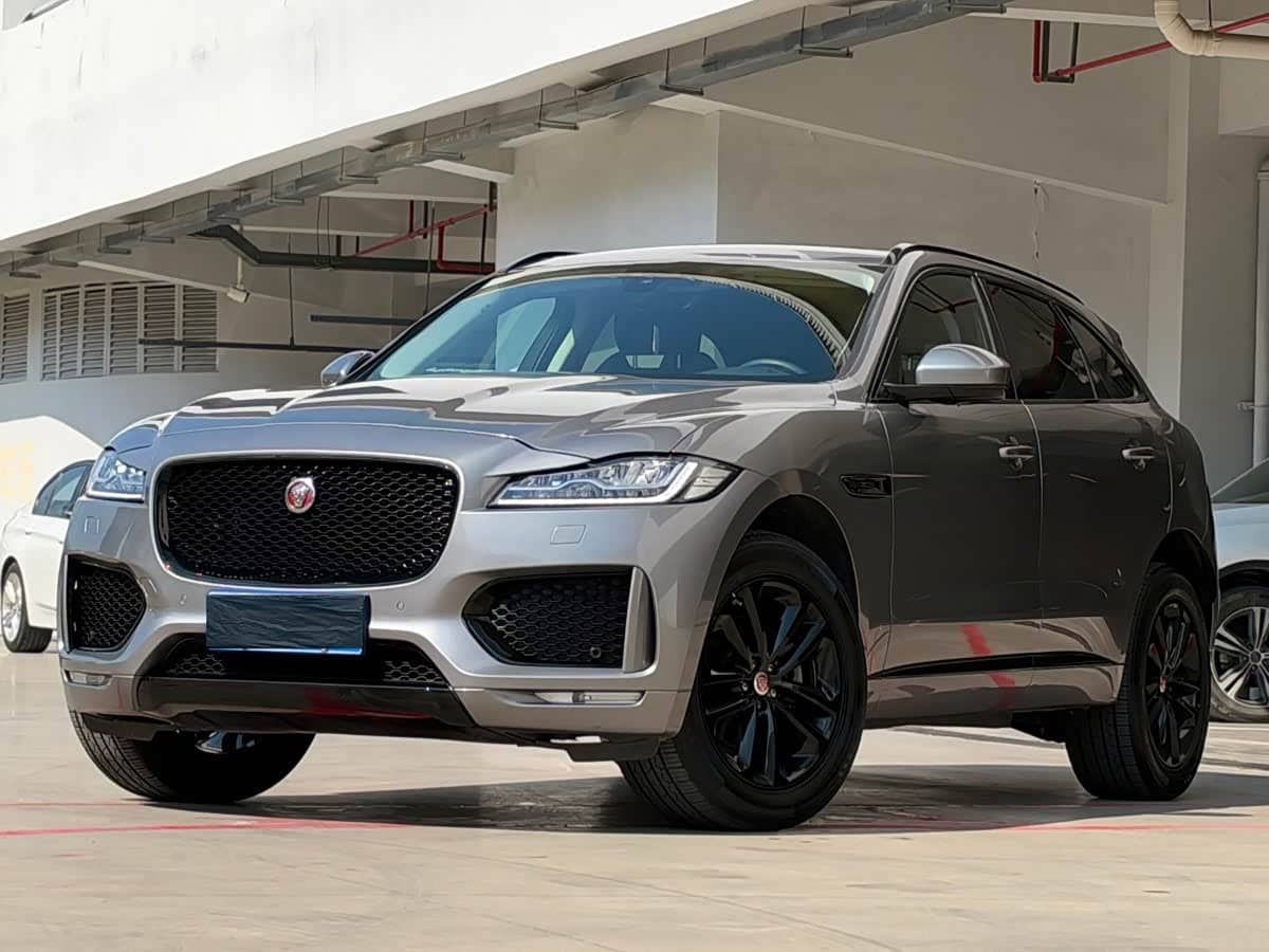 Jaguar F-PACE