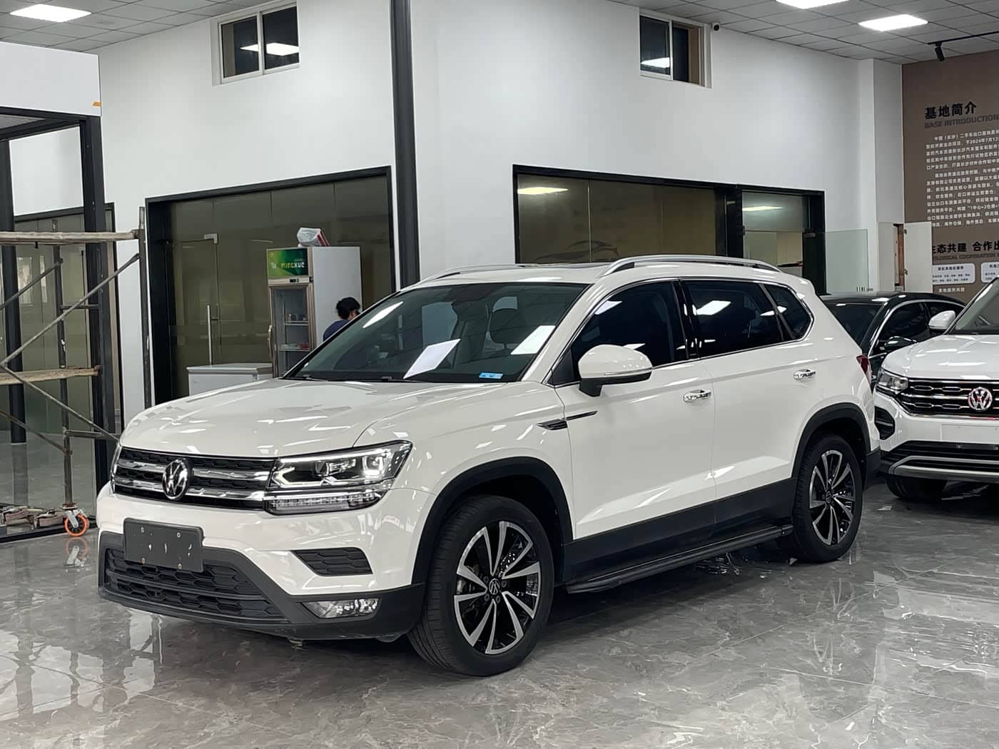 Volkswagen Tharu