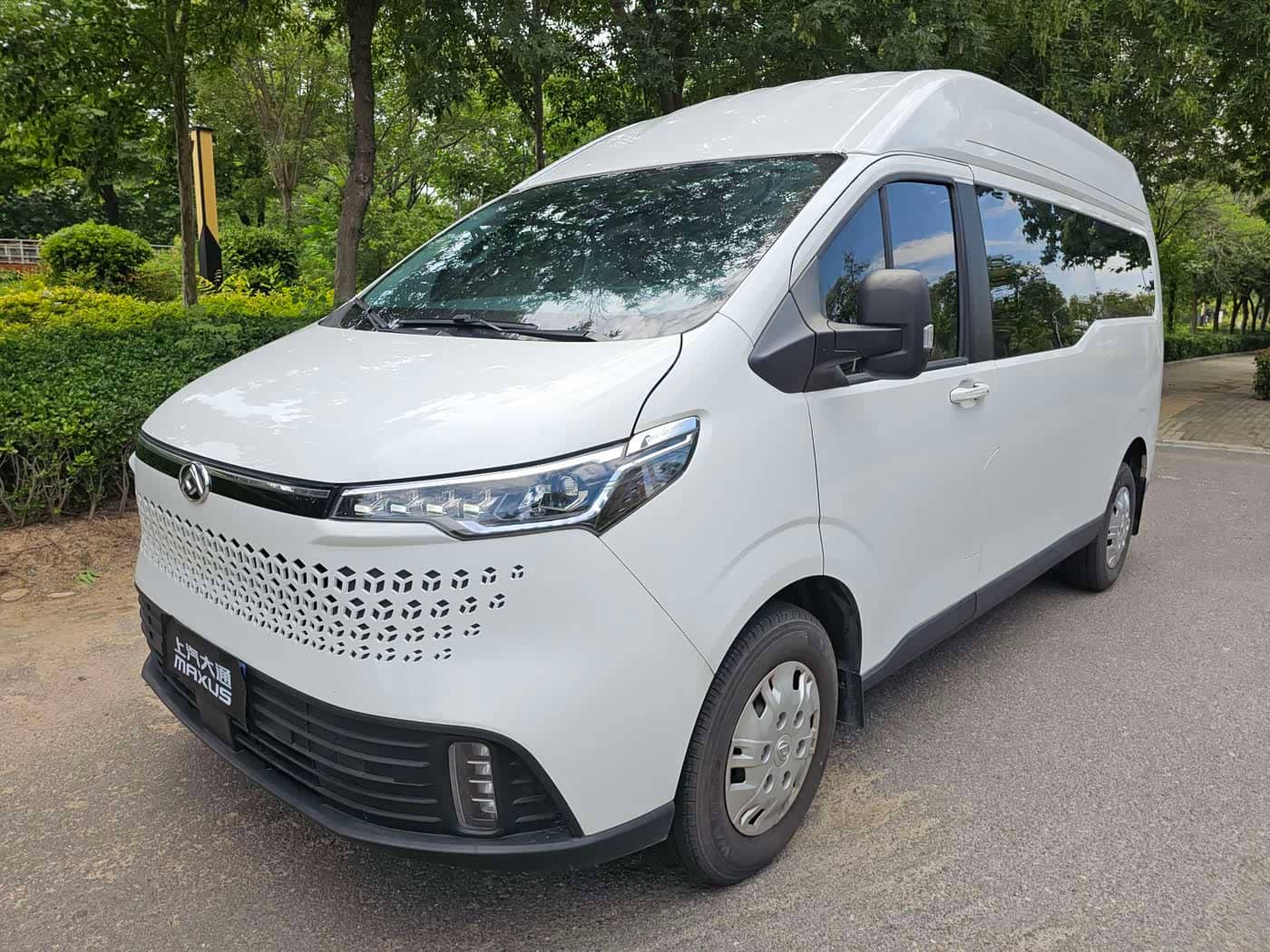 SAIC Maxus Xintu V70