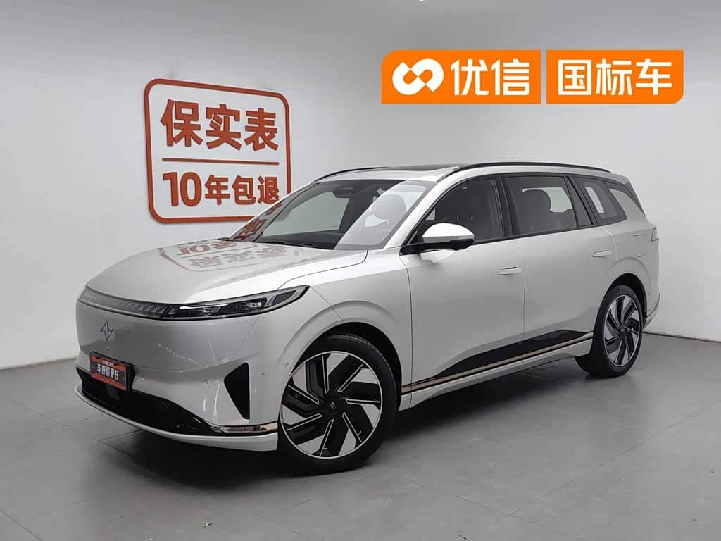 Dongfeng Yipai eπ008