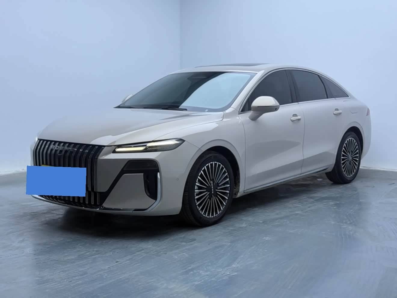 Roewe M7 DMH