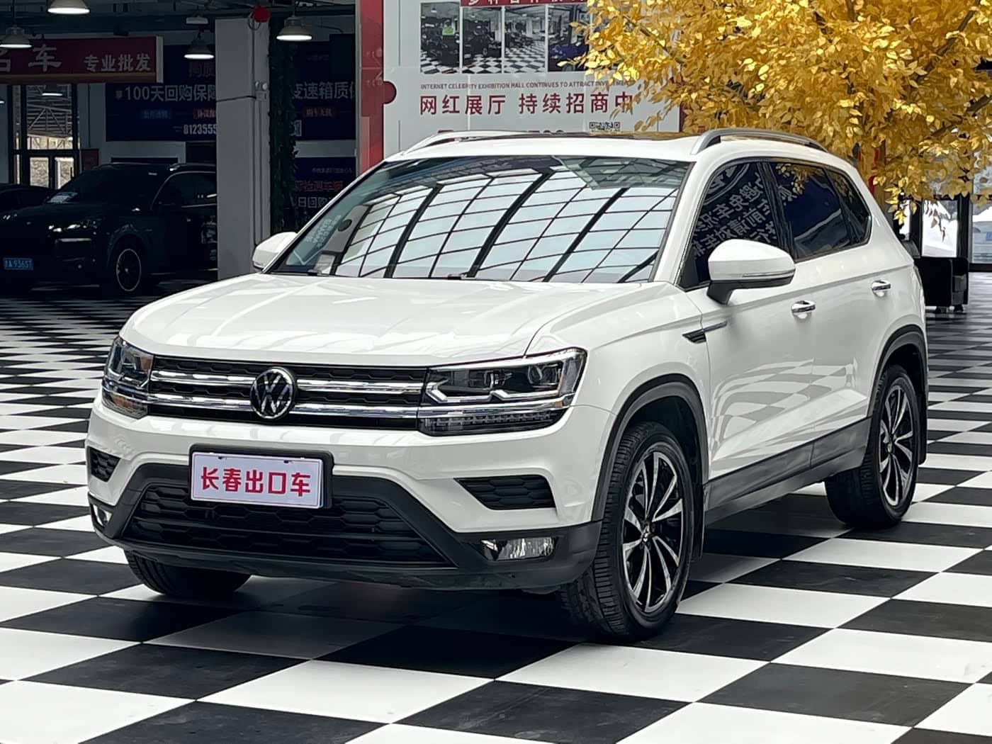 Volkswagen Tharu