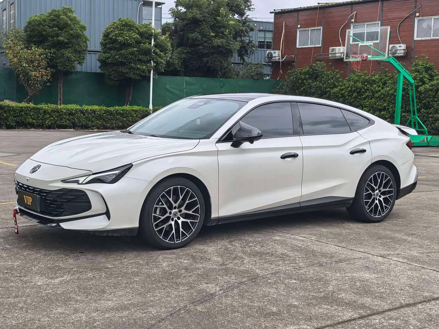 MG MG7