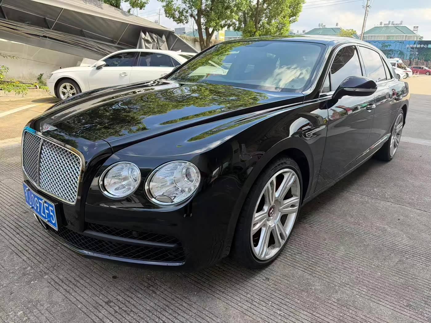 Bentley Flying Spur