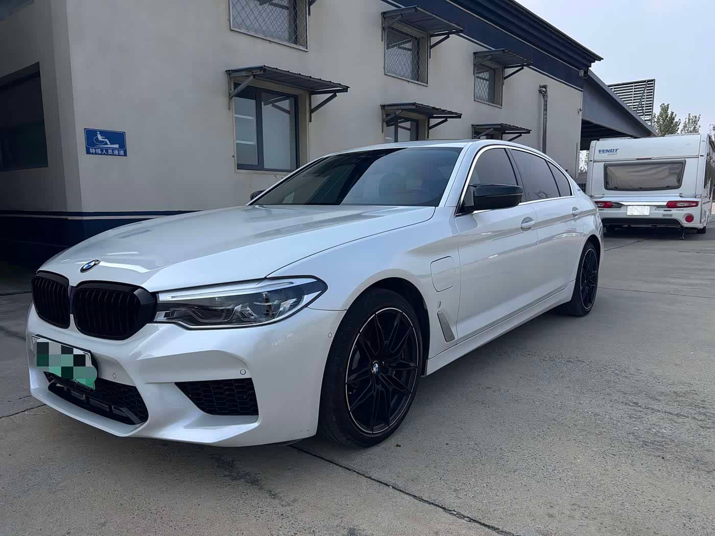 BMW 5 Series New Energy