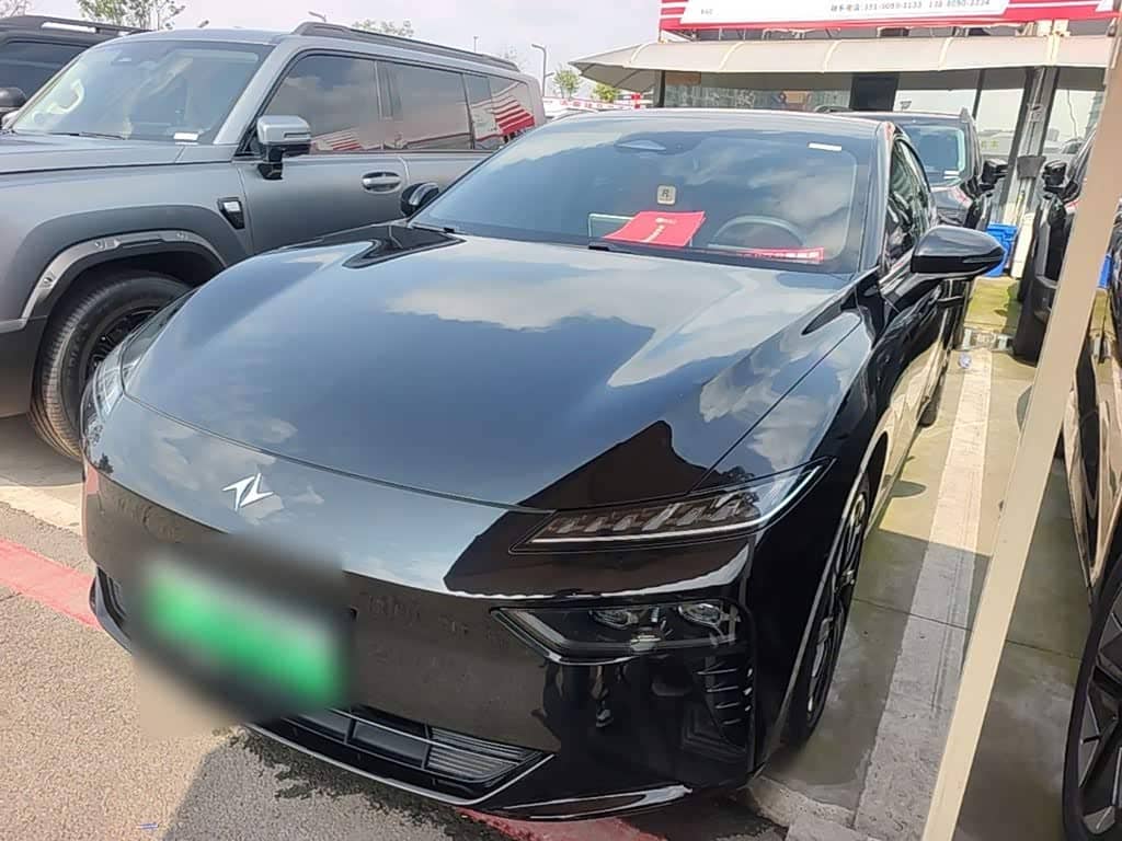 Dongfeng Yipai eπ007