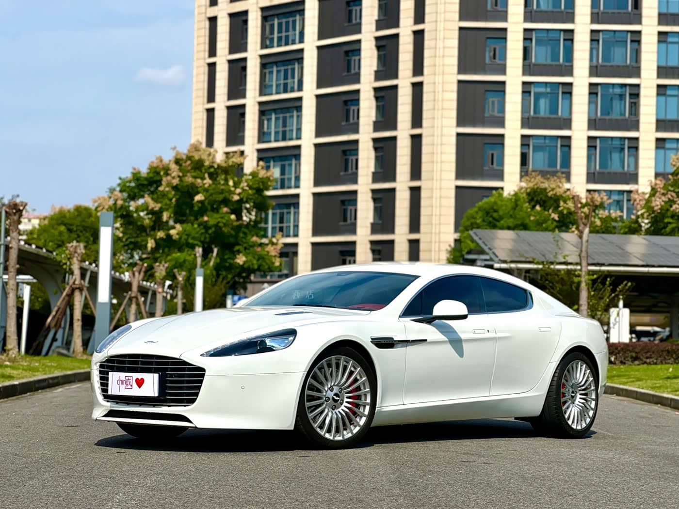 Aston Martin Rapide