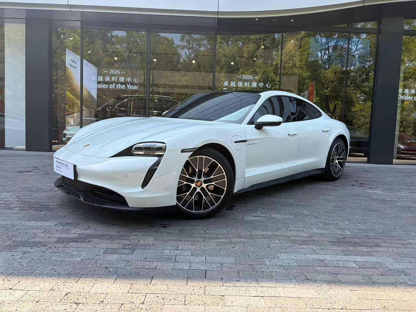 Porsche Taycan