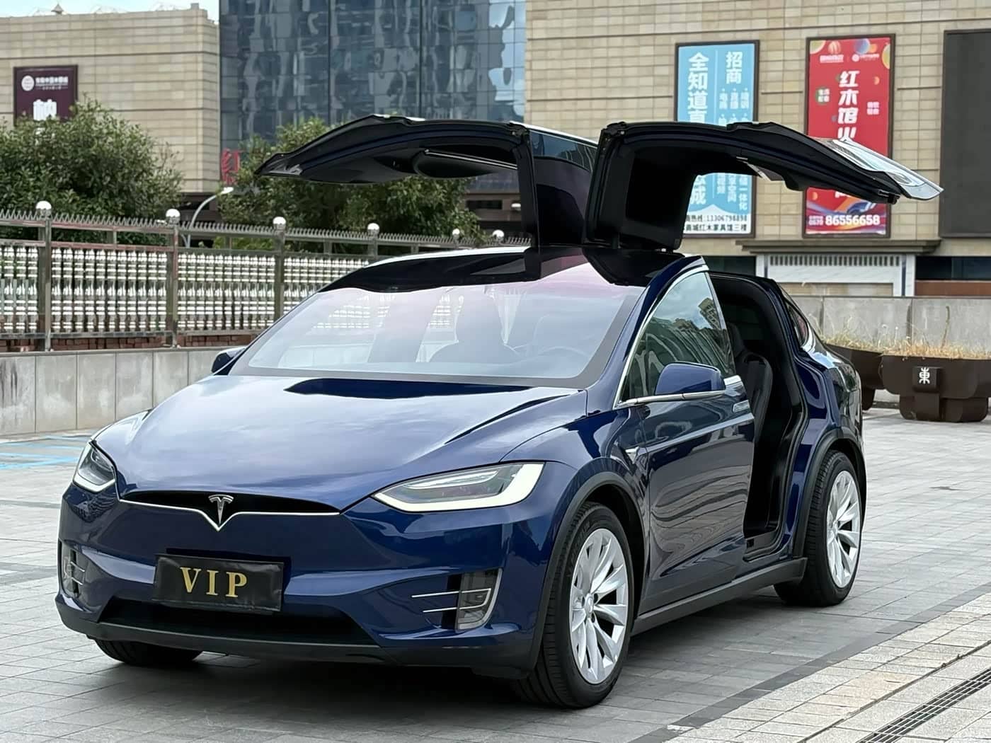 Tesla Model X