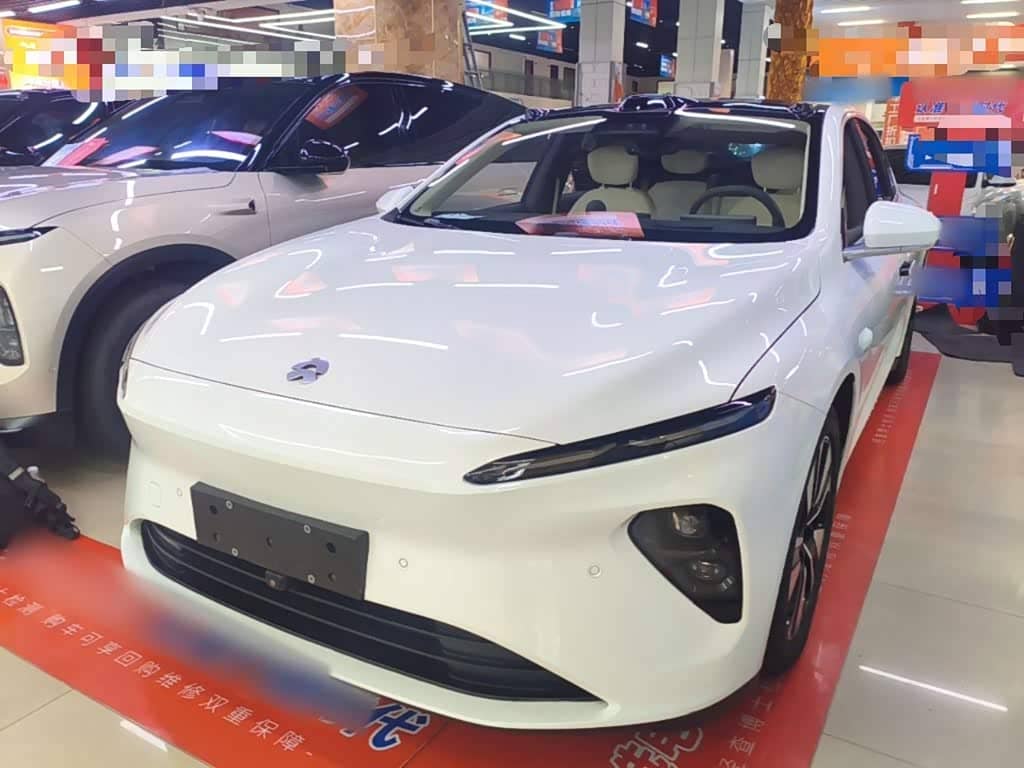 NIO ET7