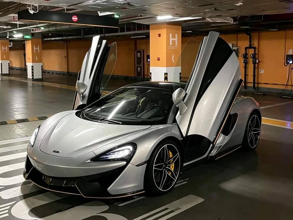 McLaren 570
