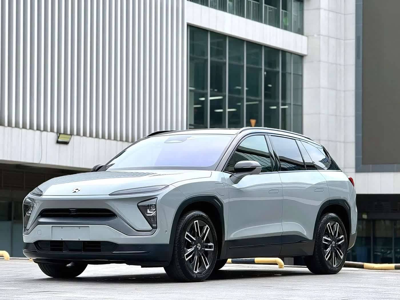 NIO ES6
