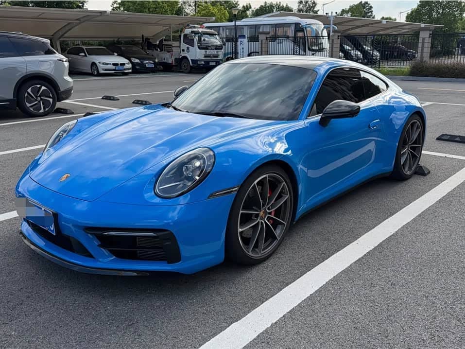 Porsche 911