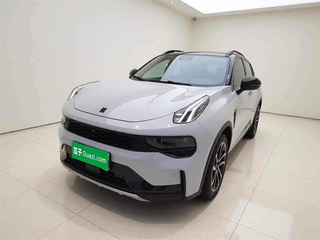 Lynk & Co 01