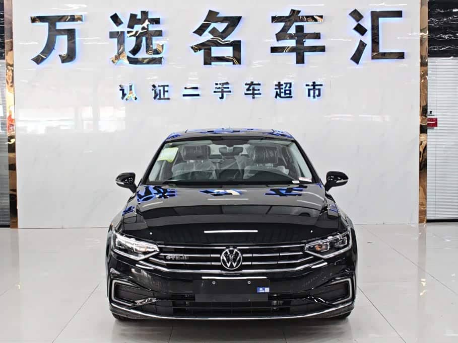 Volkswagen Magotan GTE Plug-in Hybrid