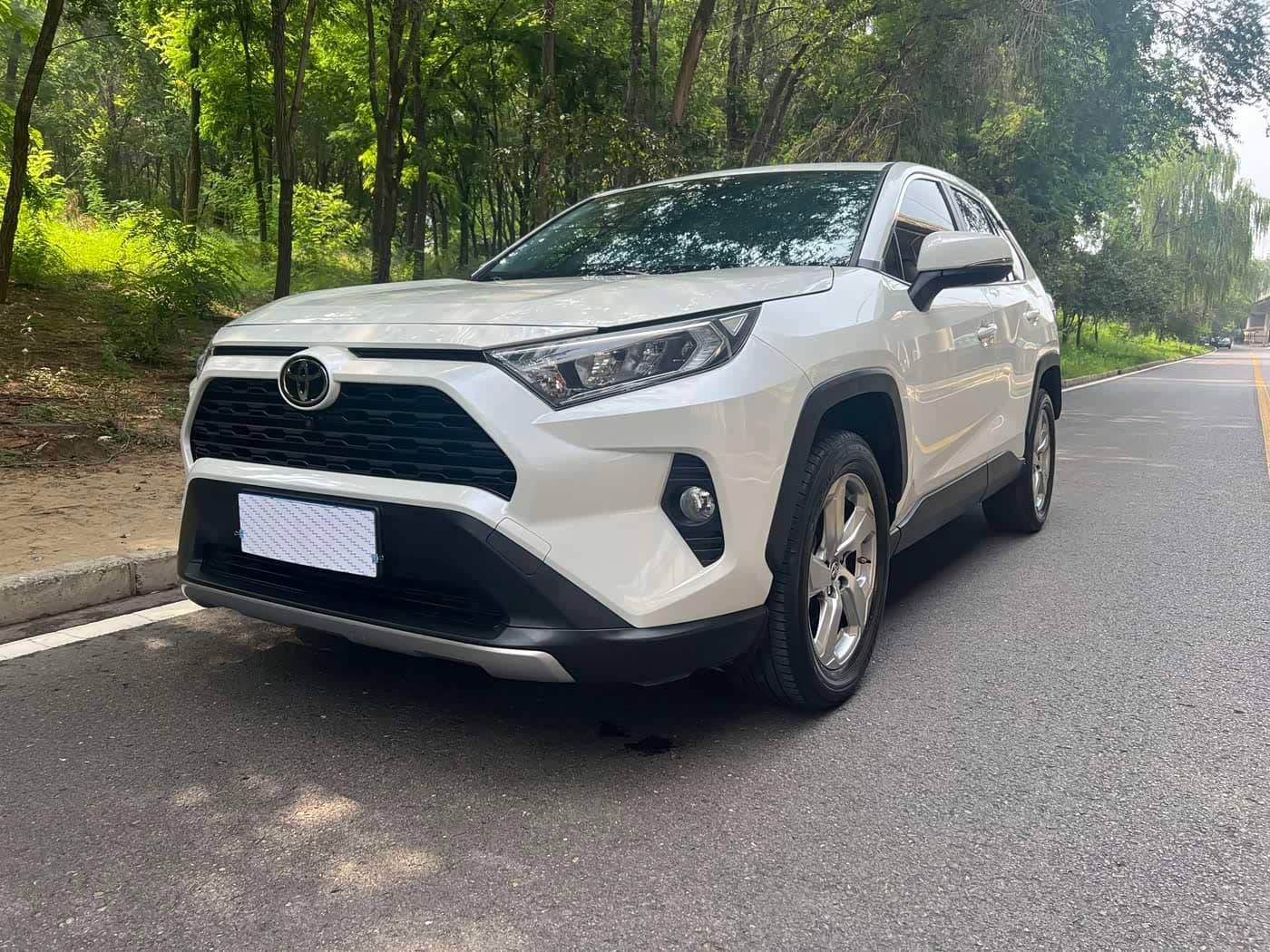Toyota RAV4 Rongfang