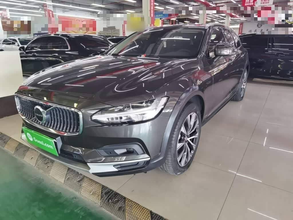 Volvo V90