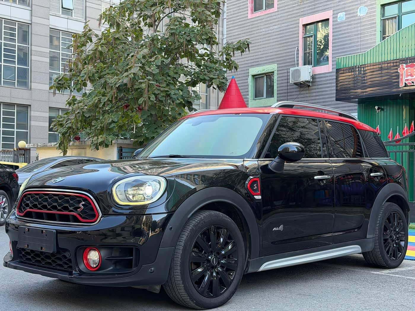 MINI COUNTRYMAN