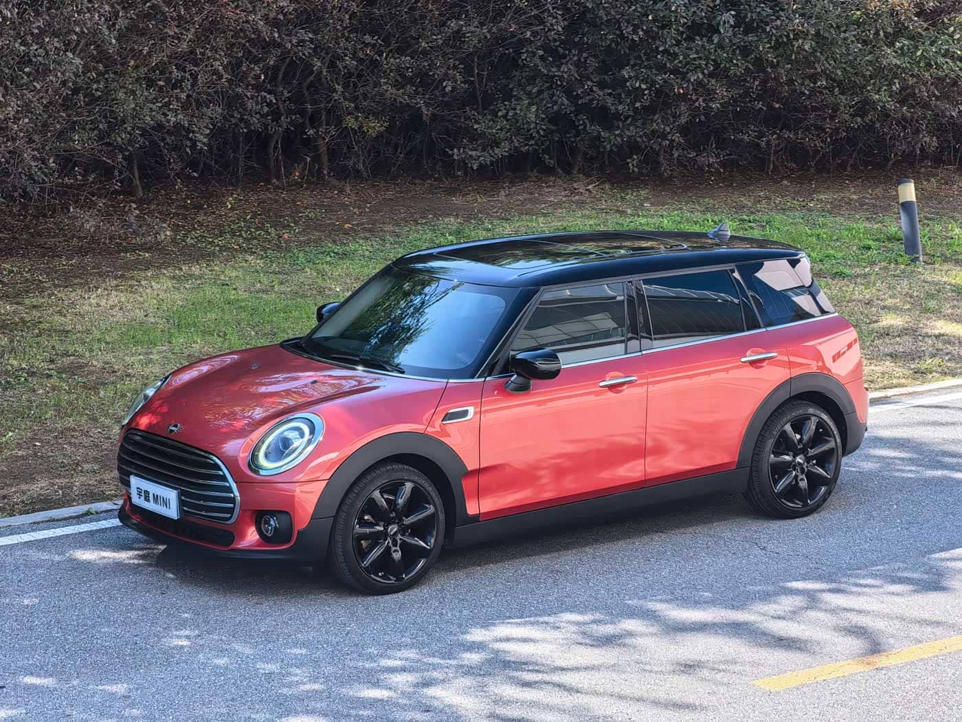 MINI CLUBMAN