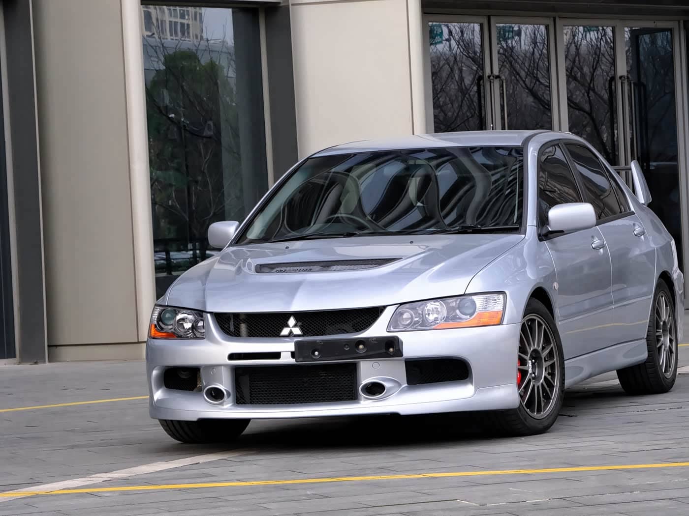Mitsubishi Lancer