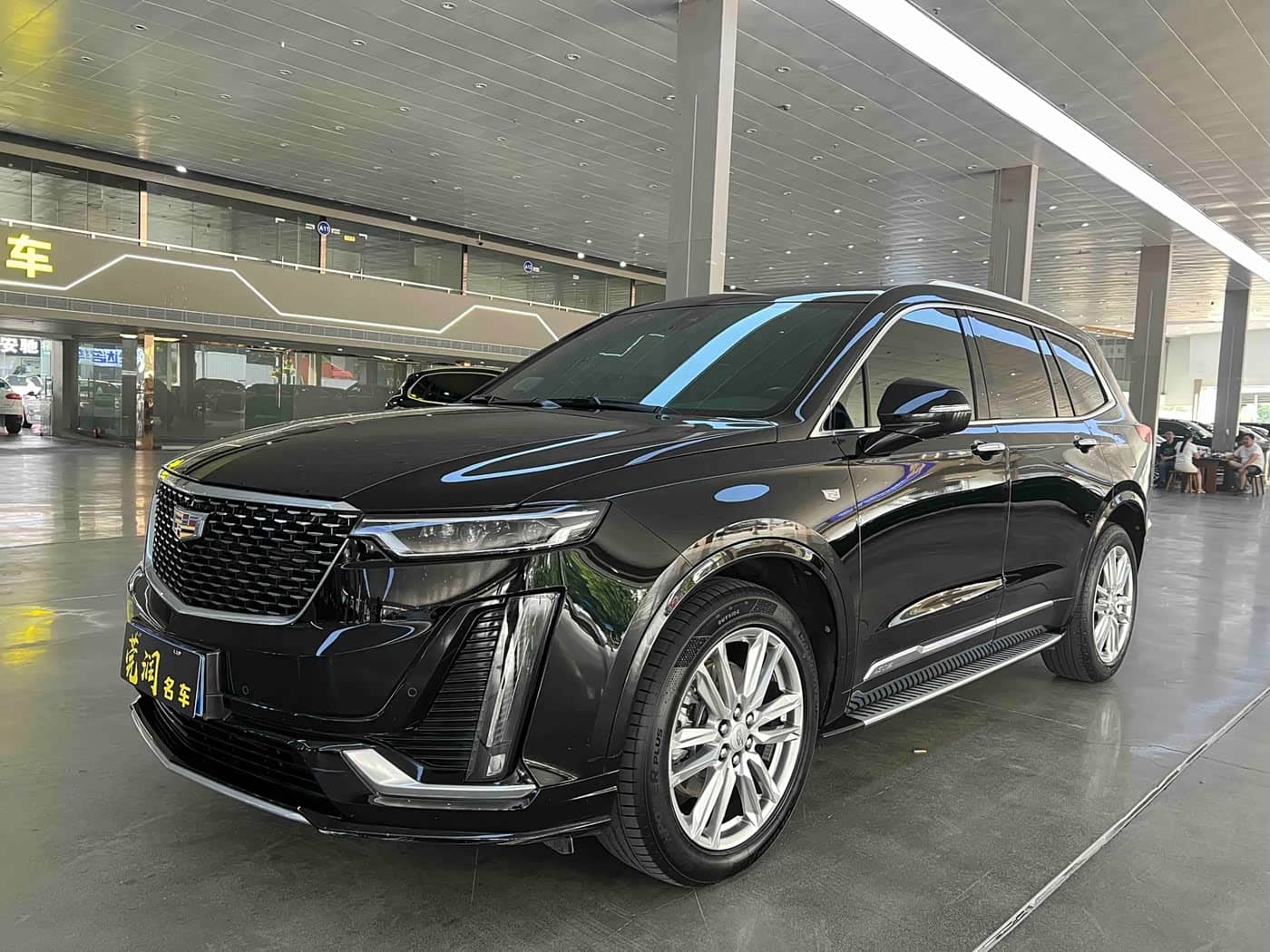 Cadillac XT6