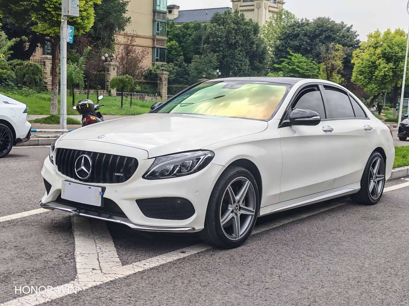 Mercedes-Benz C-Class