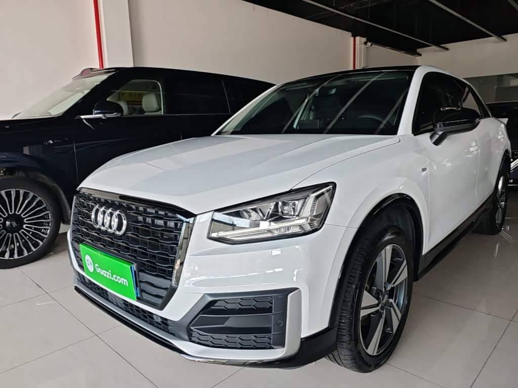 Audi Q2L