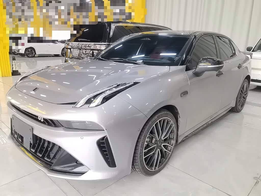 Lynk & Co 03