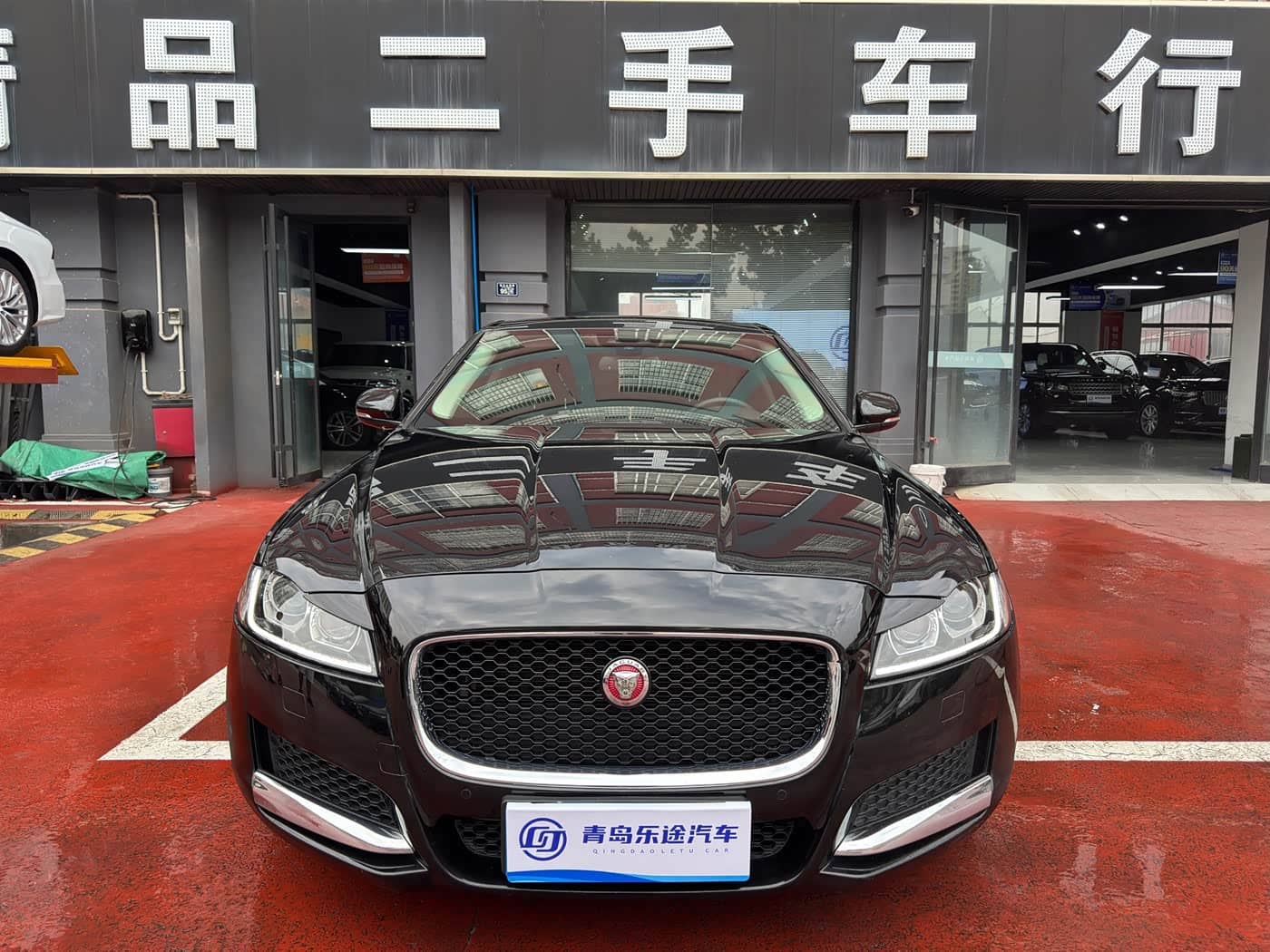 Jaguar XFL