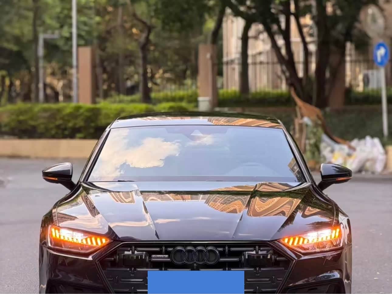 Audi A7L
