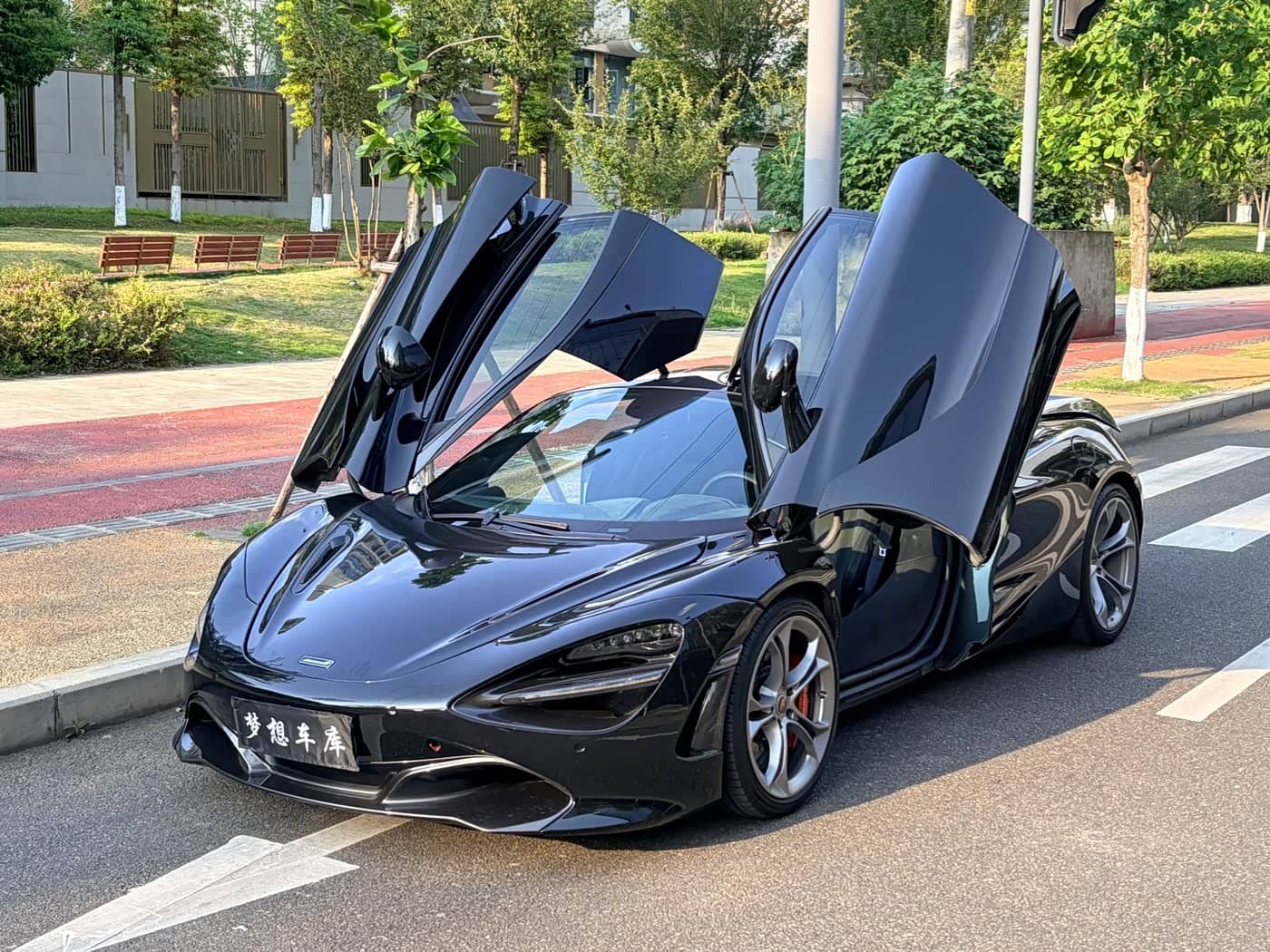 McLaren 720S