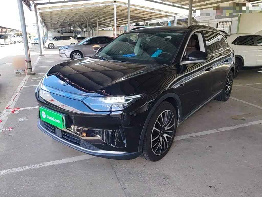 Leapmotor C11