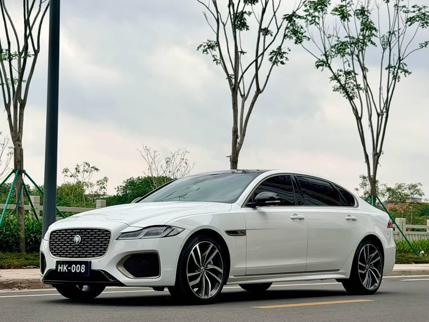 Jaguar XFL