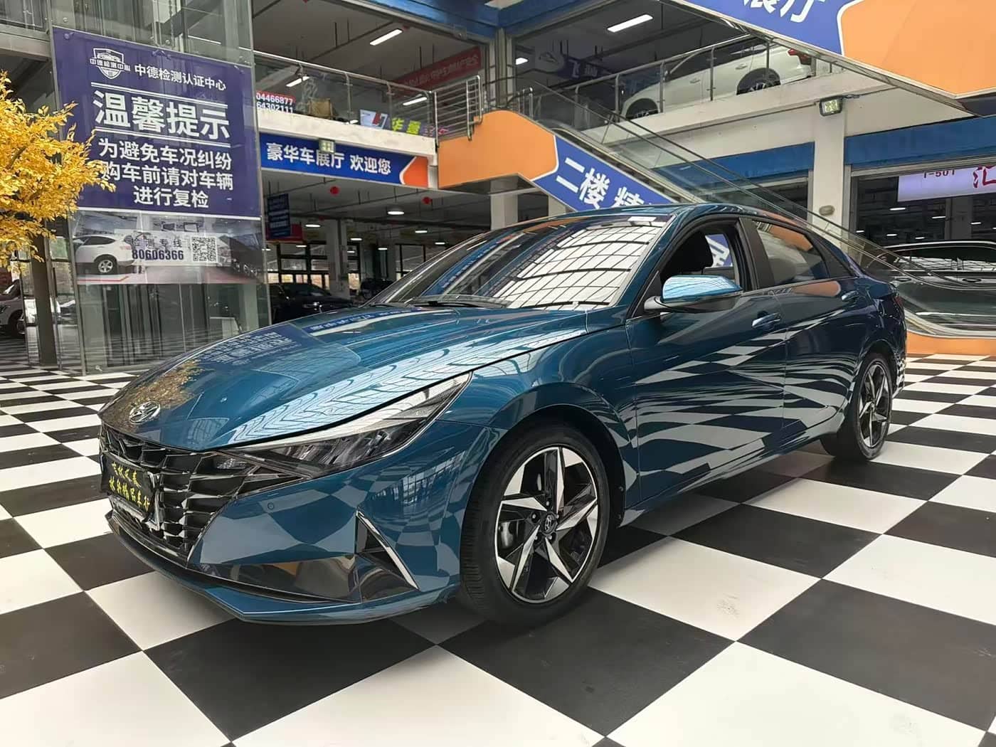 Hyundai Elantra