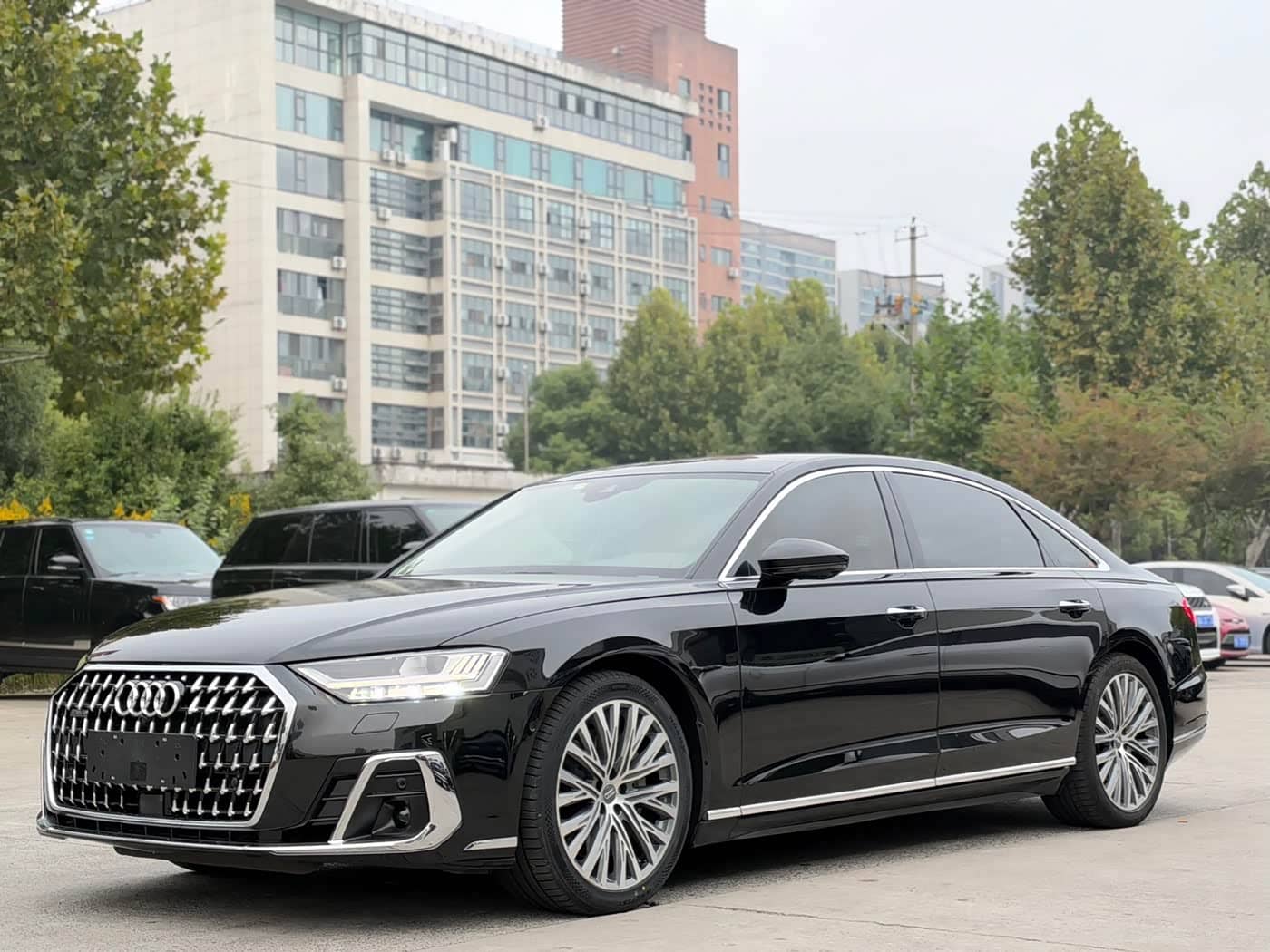 Audi A8